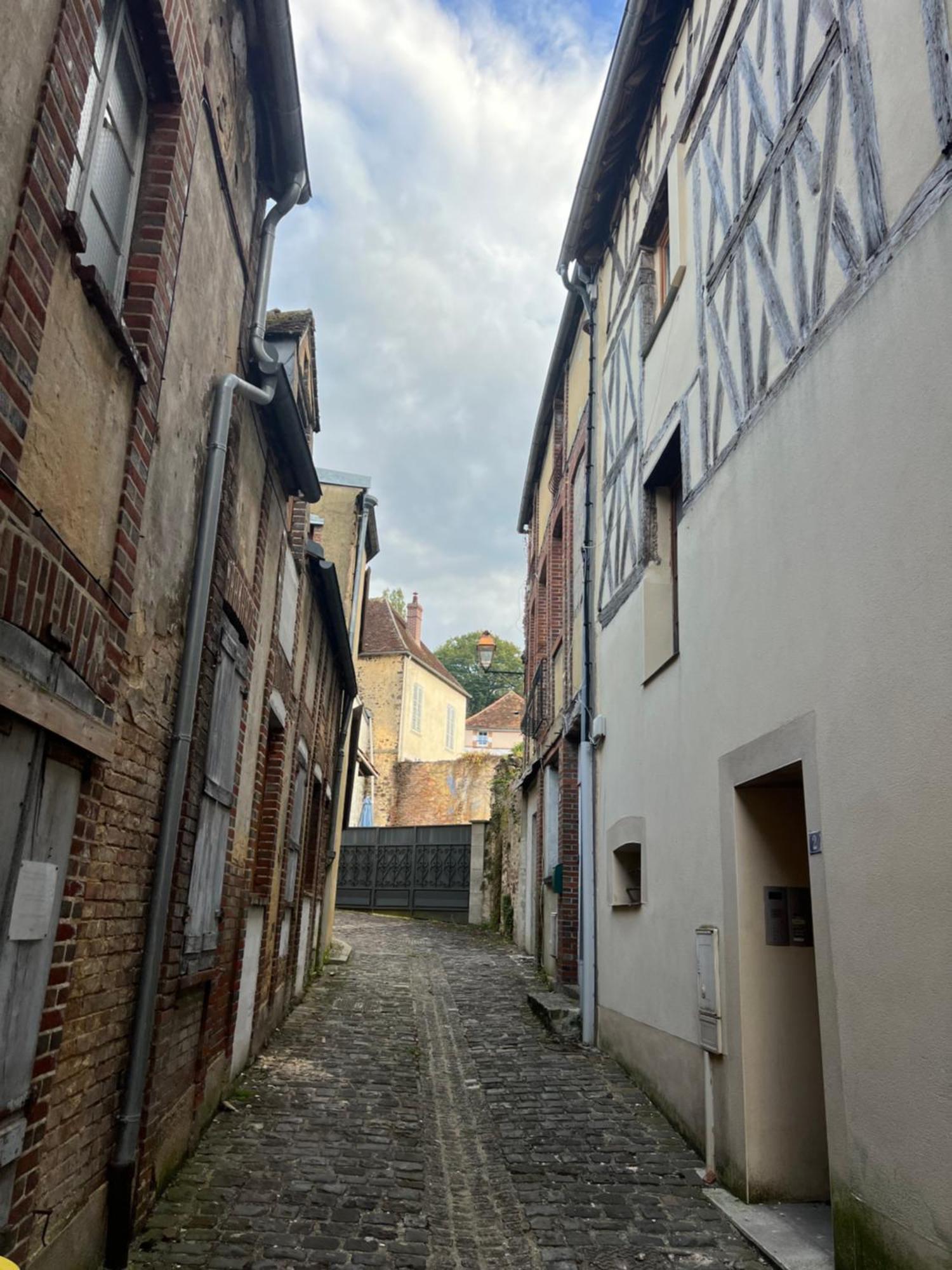 Toucy Le Citadin Bourguignon旅馆 外观 照片